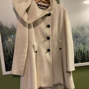 Steve Madden Cream Pettycoat